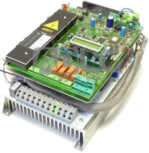 Variateur de fréquence N°3 plus carte de commande VEC